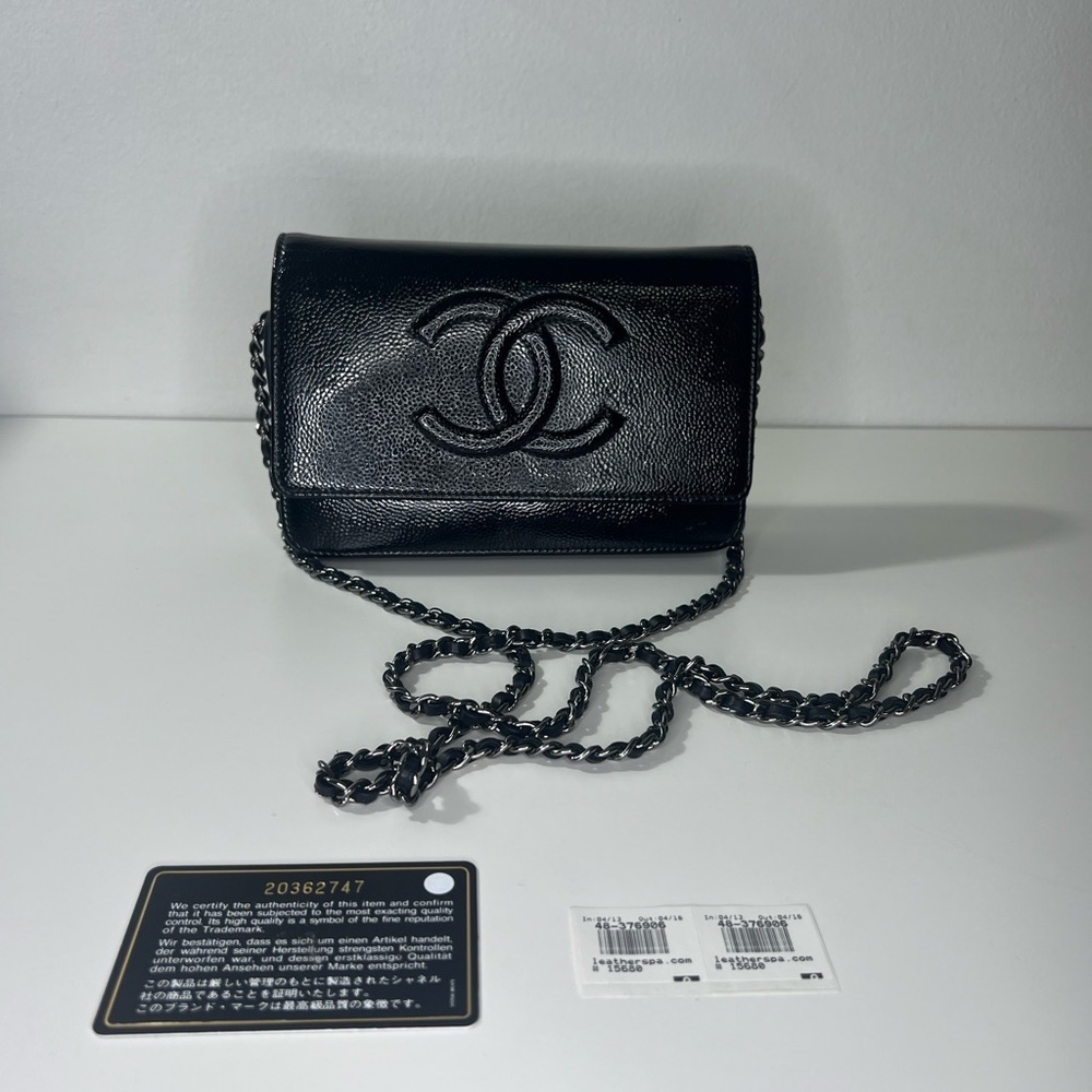 CHANEL | Black Patent Caviar Leather Wallet on Chain - Picture 3 of 13